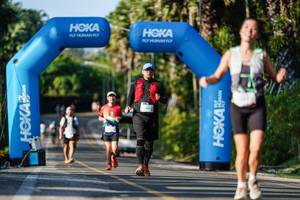 BIB: 1987
                            <button type="button" onclick="openModal(22573191)" class="btn btn-primary btn-sm float-right btn-popup" data-toggle="modal" data-target=".modal-high-quality">
                        <i class="fas fa-shopping-cart"></i> Add to Cart
                    </button>
                                            <button type="button" onclick="isThisMe(22573191, true)" class="btn btn-success btn-sm float-right btn-popup btn-isme hidden" data-toggle="tooltip" data-placement="bottom" title="นี่คือรูปของคุณใช่ไหม คลิกที่นี่เพื่อเอาเข้าอัลบั้ม">
                        <i class="fas fa-plus"></i> Add to album
                    </button>
                    <button type="button" onclick="isThisMe(22573191, false)" class="btn btn-warning btn-sm float-right btn-popup btn-isnotme hidden">
                        <i class="fas fa-ban"></i> Remove from album
                    </button>